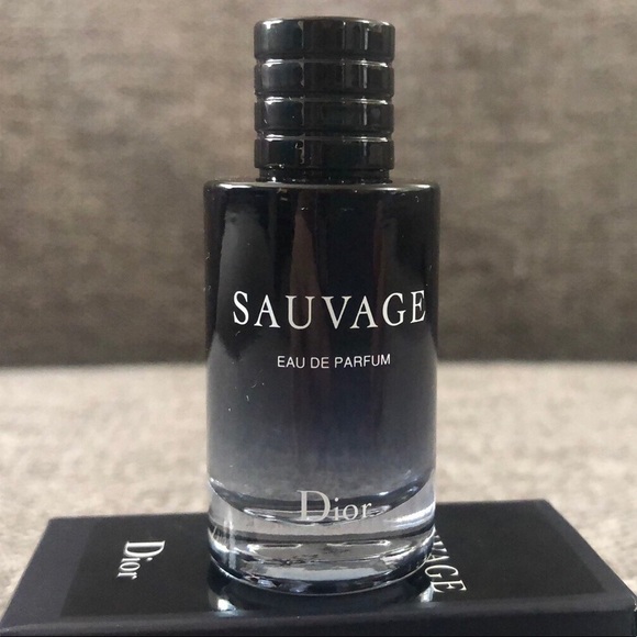 DIOR Men’s SAUVAGE Eau De Parfum 10 ml 0.34 FL OZ MINIATURE VIP GIFT - Picture 4 of 11